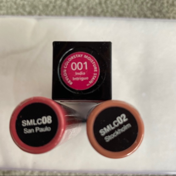 3 lipsticks brand new in packaging - Picture 2 of 2